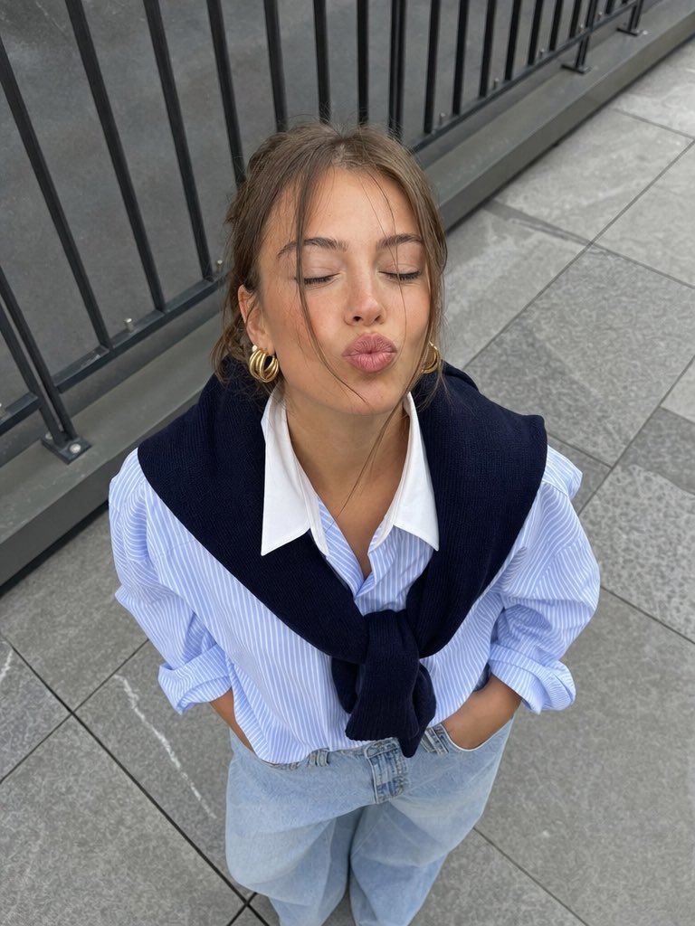 Ultra-Realistic Preppy Street-Style Portrait Prompt