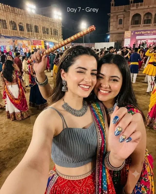 Vibrant Night Garba Portrait Prompt (7 of 9)