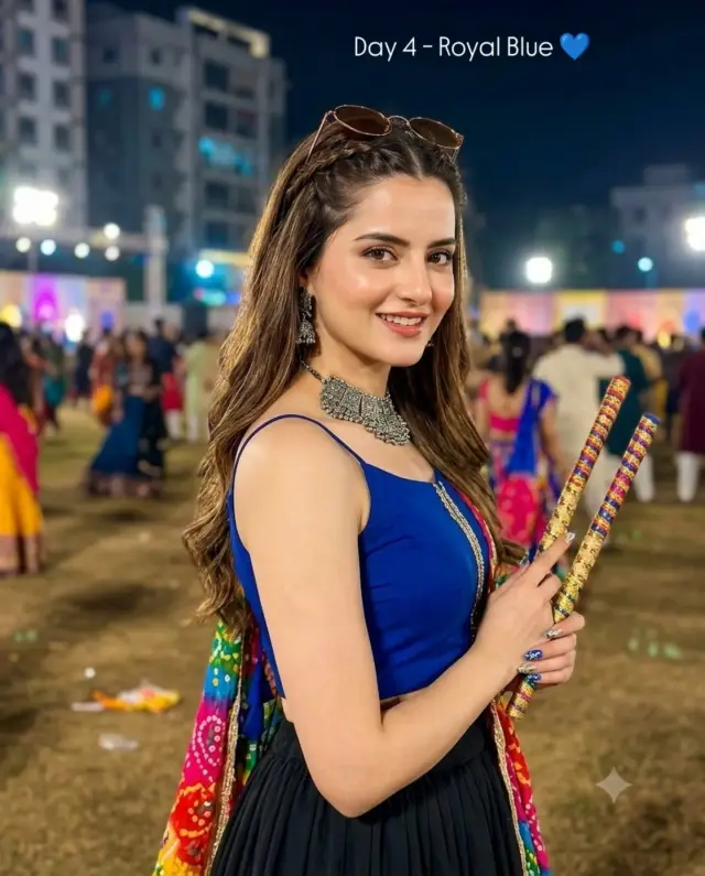 Vibrant Night Garba Portrait Prompt (4 of 9)